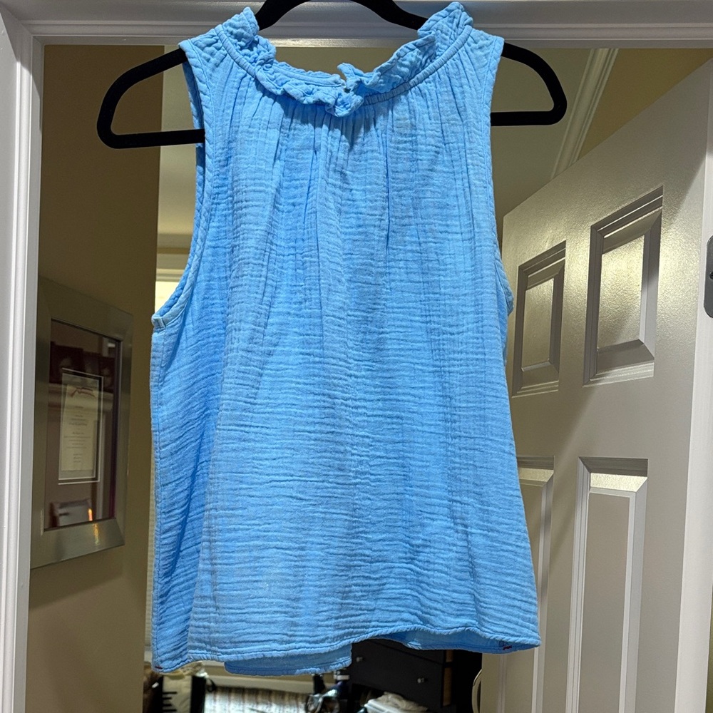 Size M - Xirena Blue Gauze Sleeveless Top